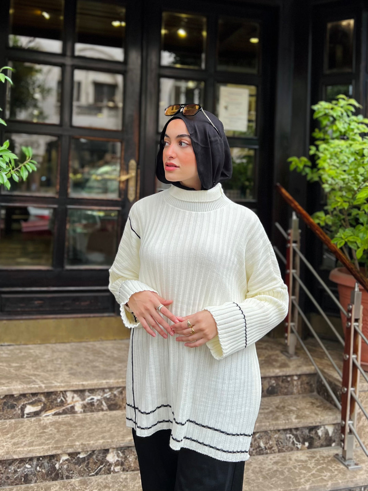 Loose Turtleneck  Striped Pullover- White